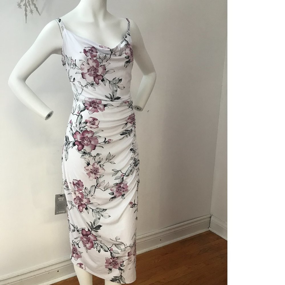 Le Chateau Drape PLUS SIZE formal floral white pink knit bodycon wedding dress